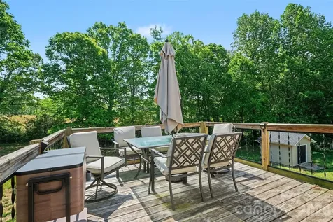 2056 Redberry Lane Conover NC 28613
