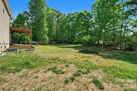 2056 Redberry Lane Conover NC 28613