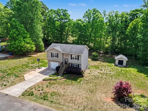 2056 Redberry Lane Conover NC 28613