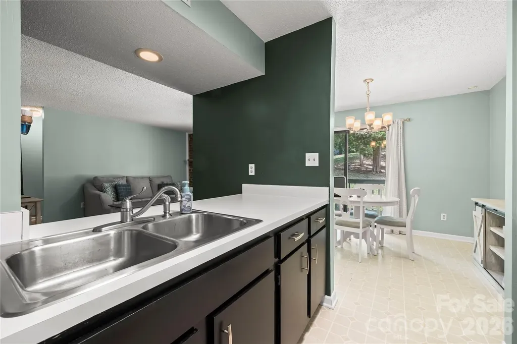11066 Harrowfield Road Charlotte NC 28226