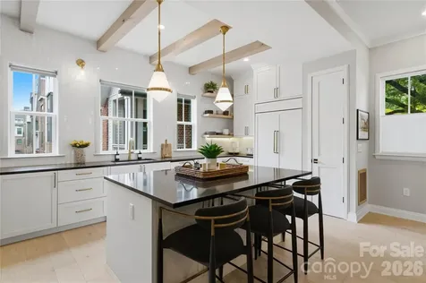 3060 Selwyn Avenue Charlotte NC 28209