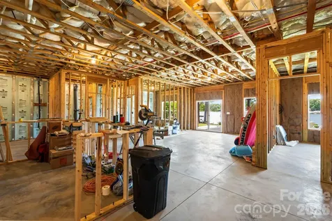 383 Rolling Road Lexington NC 27292