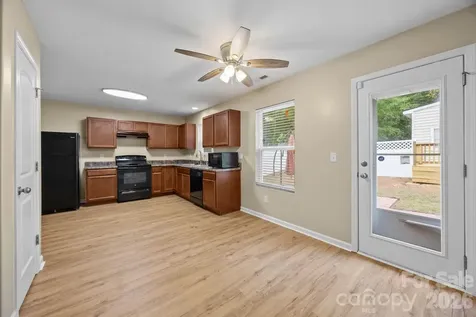 2010 E Park Drive Lancaster SC 29720
