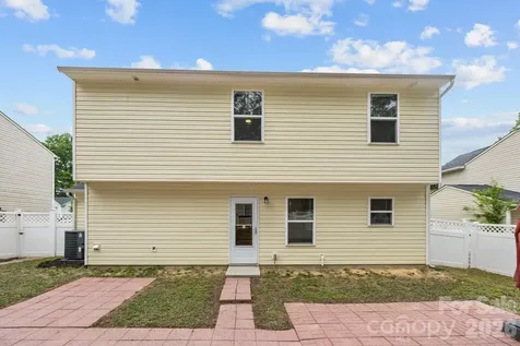 2010 E Park Drive Lancaster SC 29720