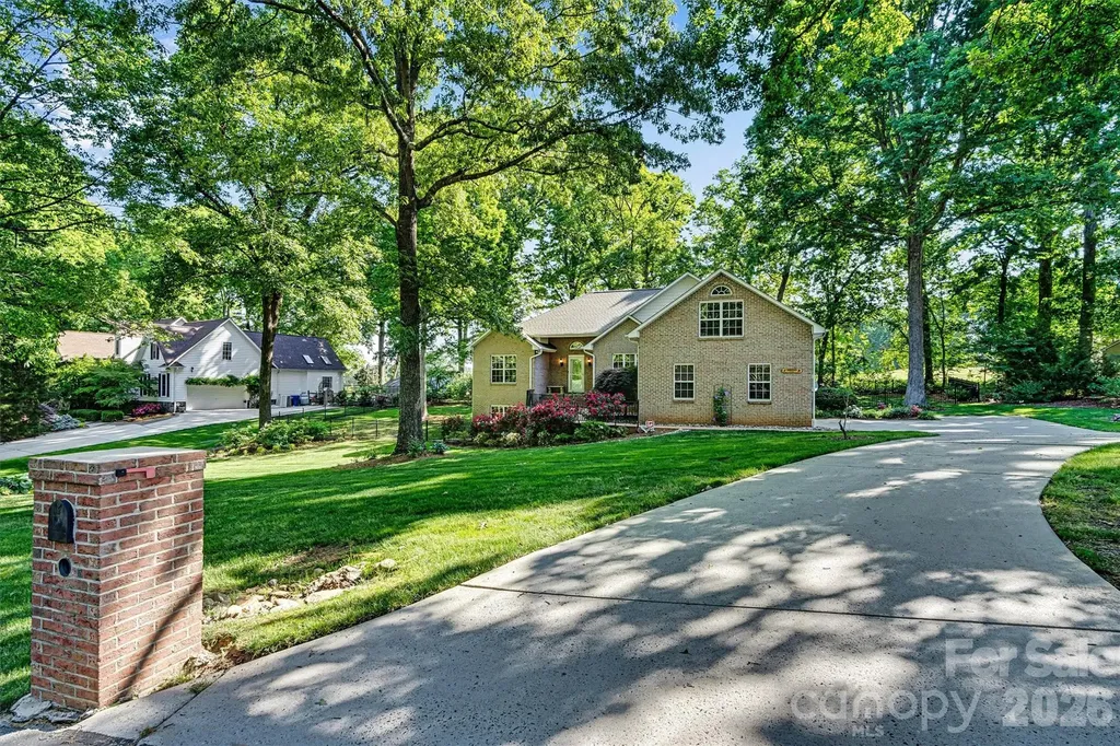 7538 Golf Course Drive S Denver NC 28037
