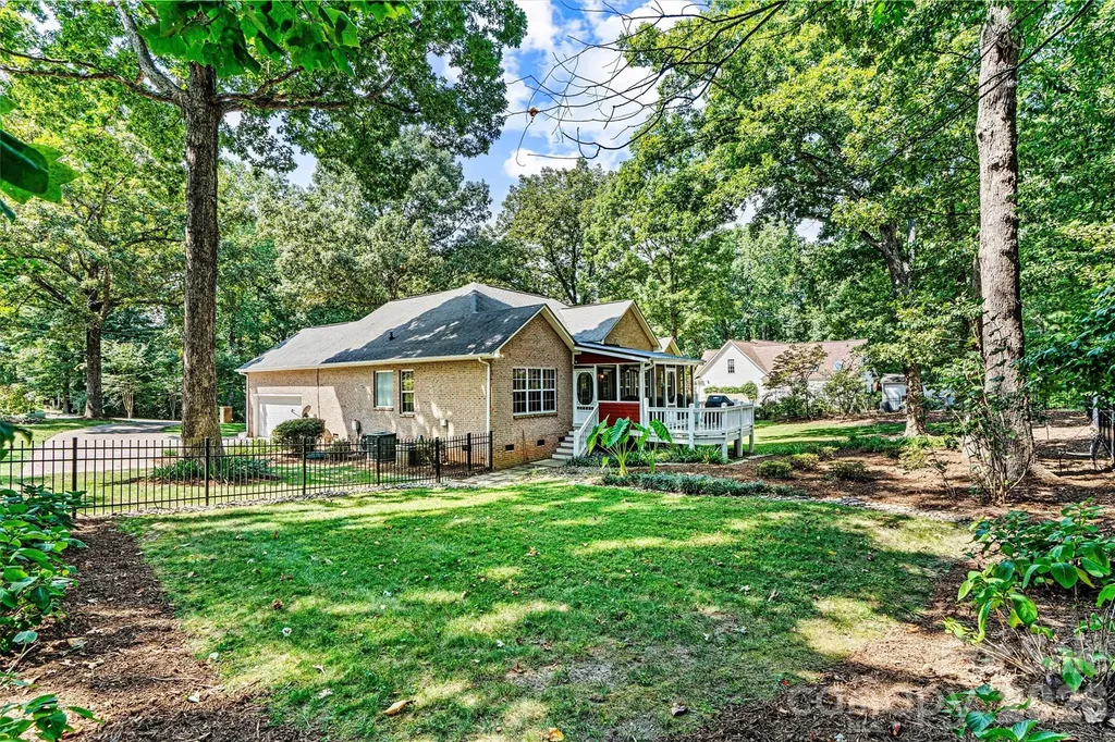 7538 Golf Course Drive S Denver NC 28037