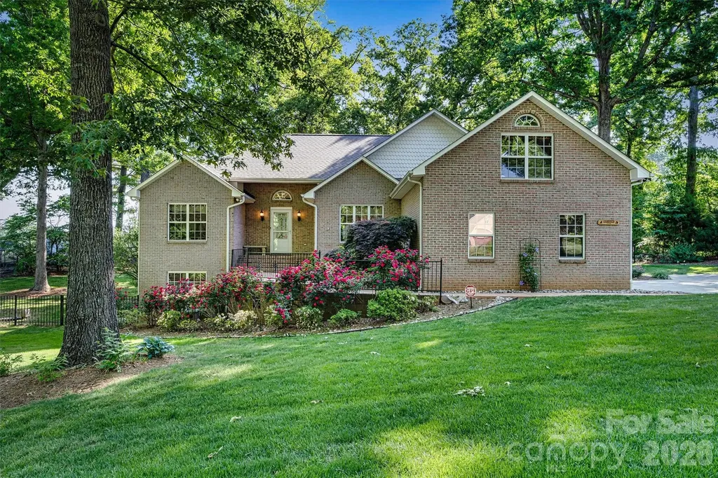 7538 Golf Course Drive S Denver NC 28037