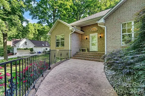 7538 Golf Course Drive S Denver NC 28037