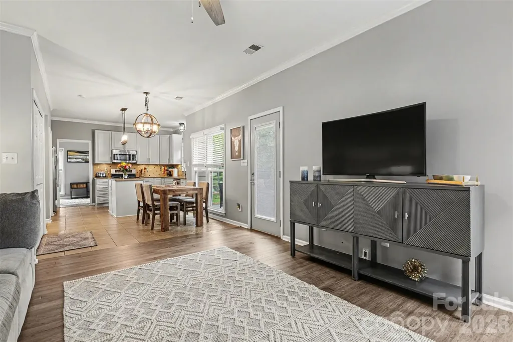 8910 Castlebay Drive Charlotte NC 28277