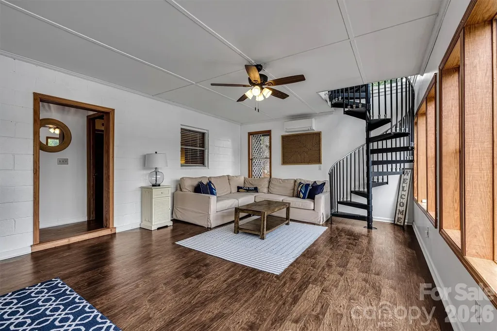 462 Charlotte Drive Lake Lure NC 28746