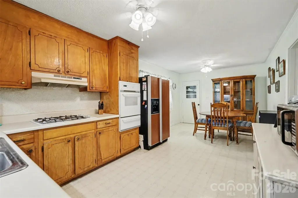 1907 Alpine Lane Gastonia NC 28054