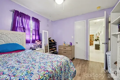 1907 Alpine Lane Gastonia NC 28054