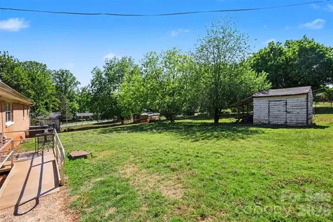 1907 Alpine Lane Gastonia NC 28054