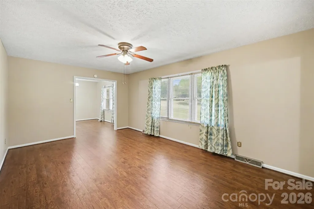 1300 Briarcliff Road Shelby NC 28152