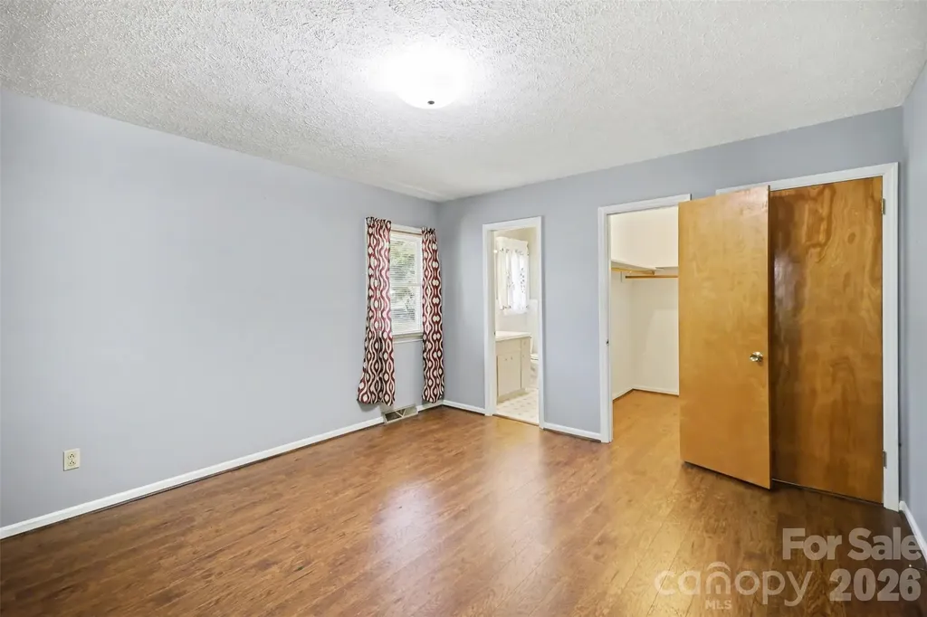 1300 Briarcliff Road Shelby NC 28152
