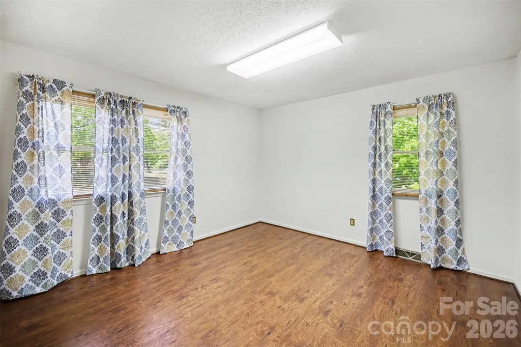 1300 Briarcliff Road Shelby NC 28152