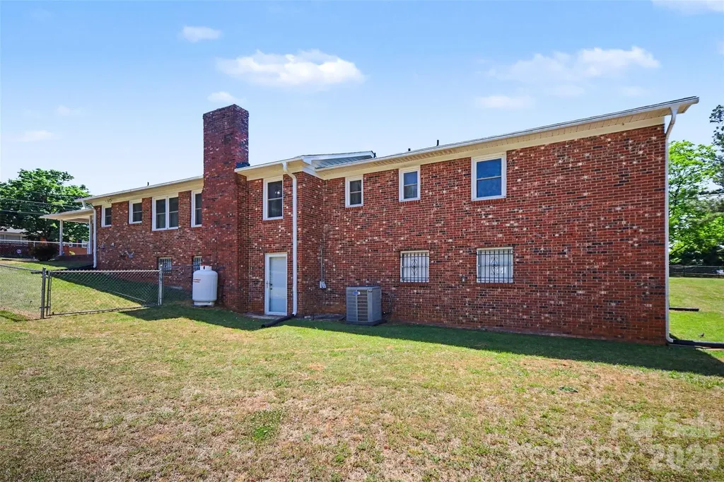 1300 Briarcliff Road Shelby NC 28152