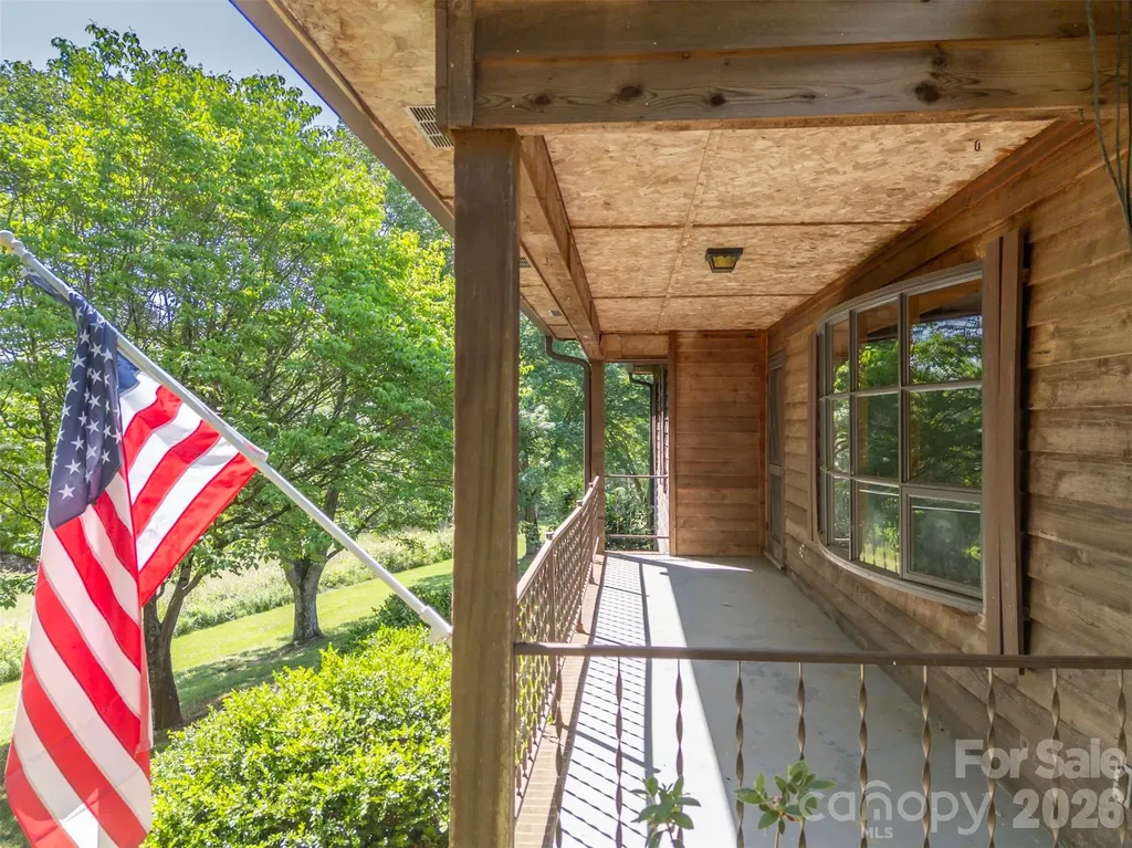184 Clelo Drive Casar NC 28020