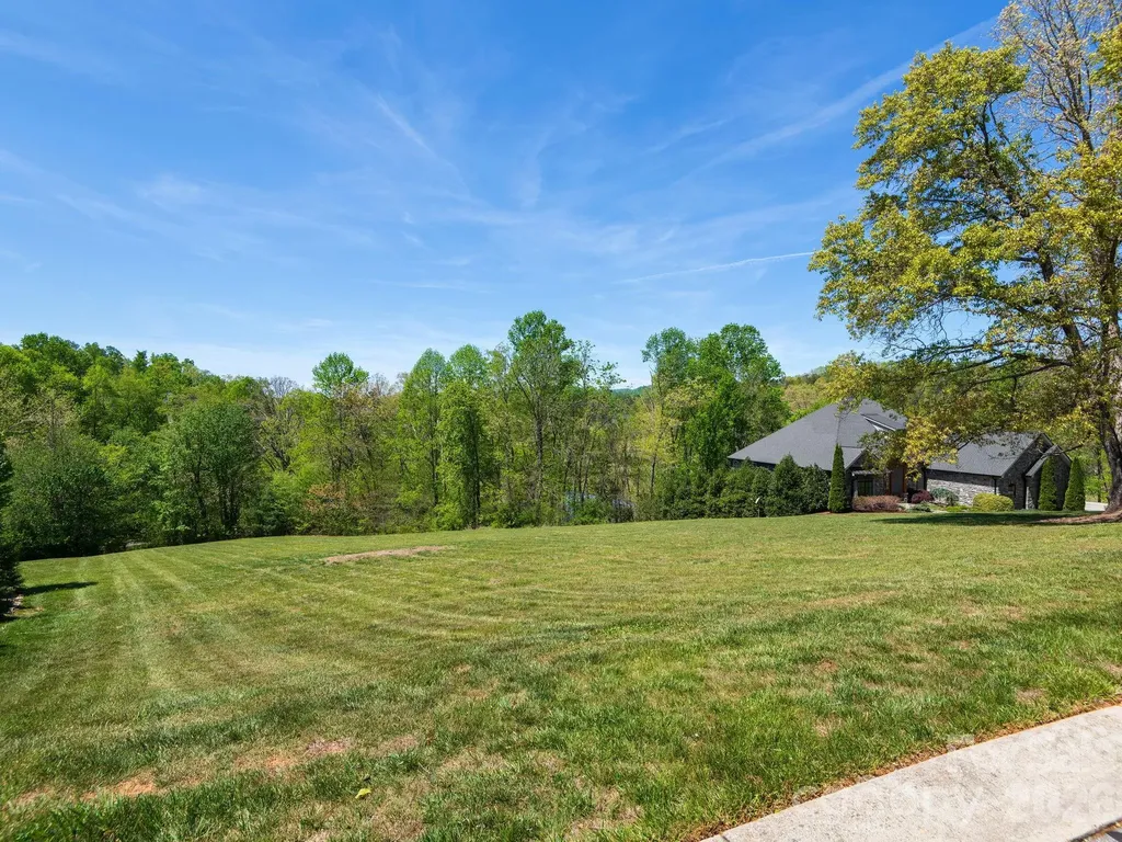 28 Falling Star Court Fletcher NC 28732