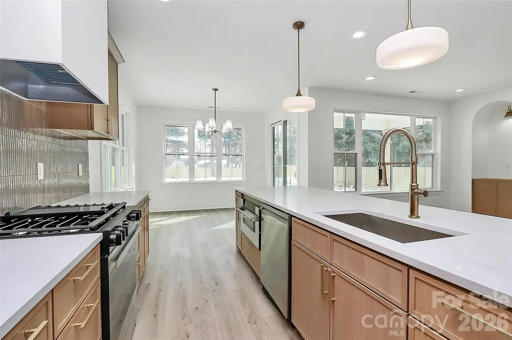 127 Hazelton Loop Mooresville NC 28117