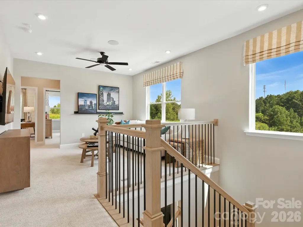 8328 Discovery Lane Charlotte NC 28216