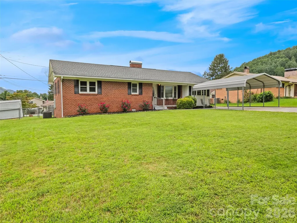 241 Grandview Circle Waynesville NC 28786