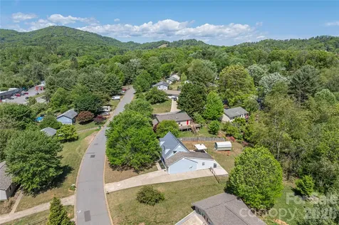 20 Lionel Place Asheville NC 28806