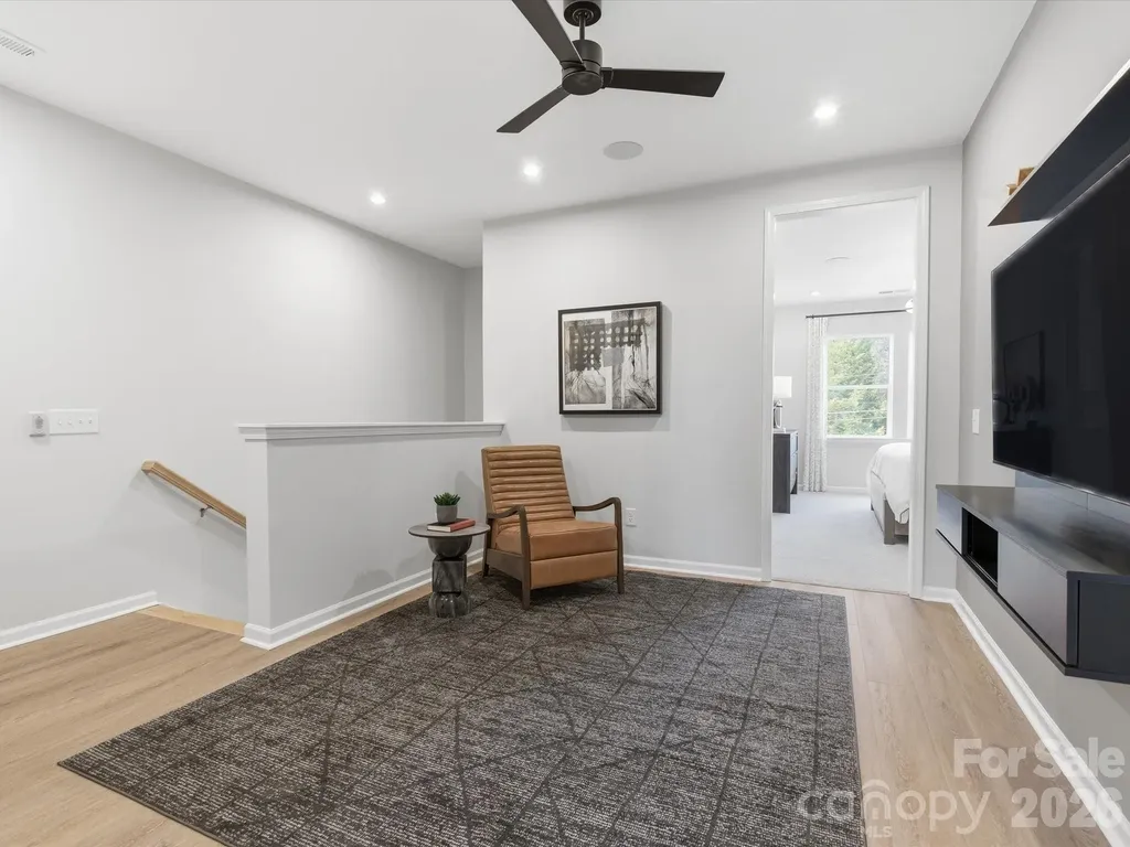 8418 Discovery Lane Charlotte NC 28216