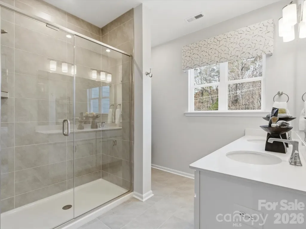 8418 Discovery Lane Charlotte NC 28216