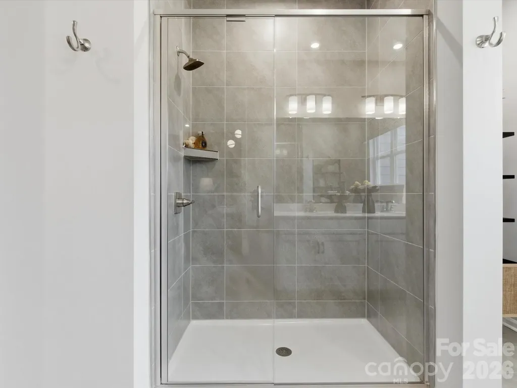 8418 Discovery Lane Charlotte NC 28216