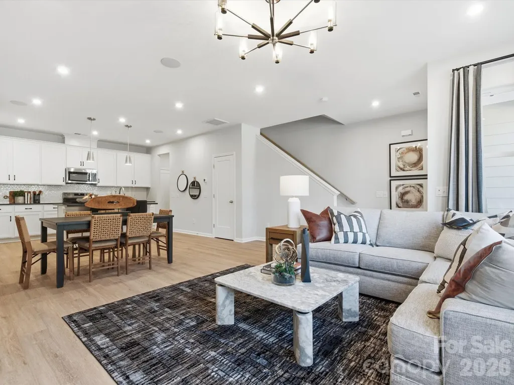 8418 Discovery Lane Charlotte NC 28216