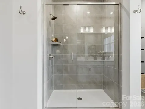 8418 Discovery Lane Charlotte NC 28216