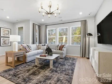 8418 Discovery Lane Charlotte NC 28216