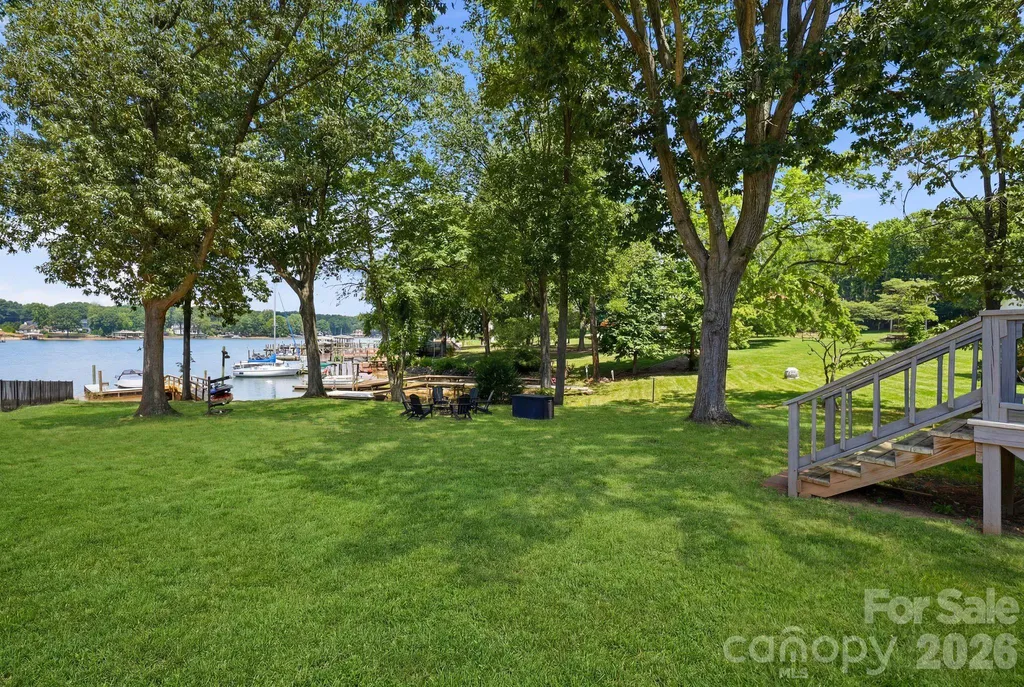 240 Shoreline Loop Mooresville NC 28117