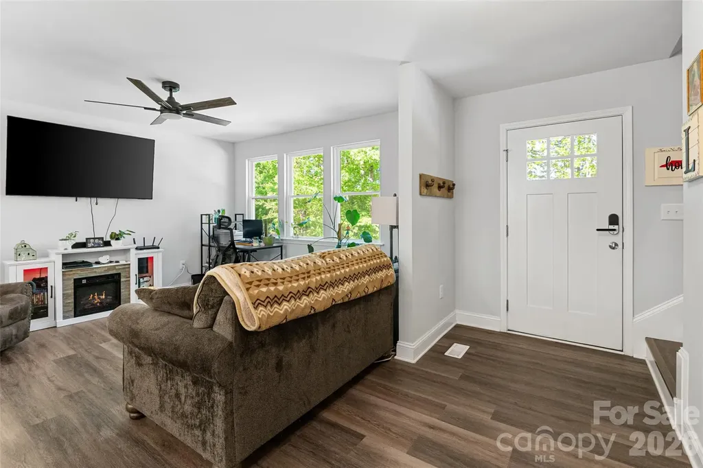 3690 Innes Lane Maiden NC 28650