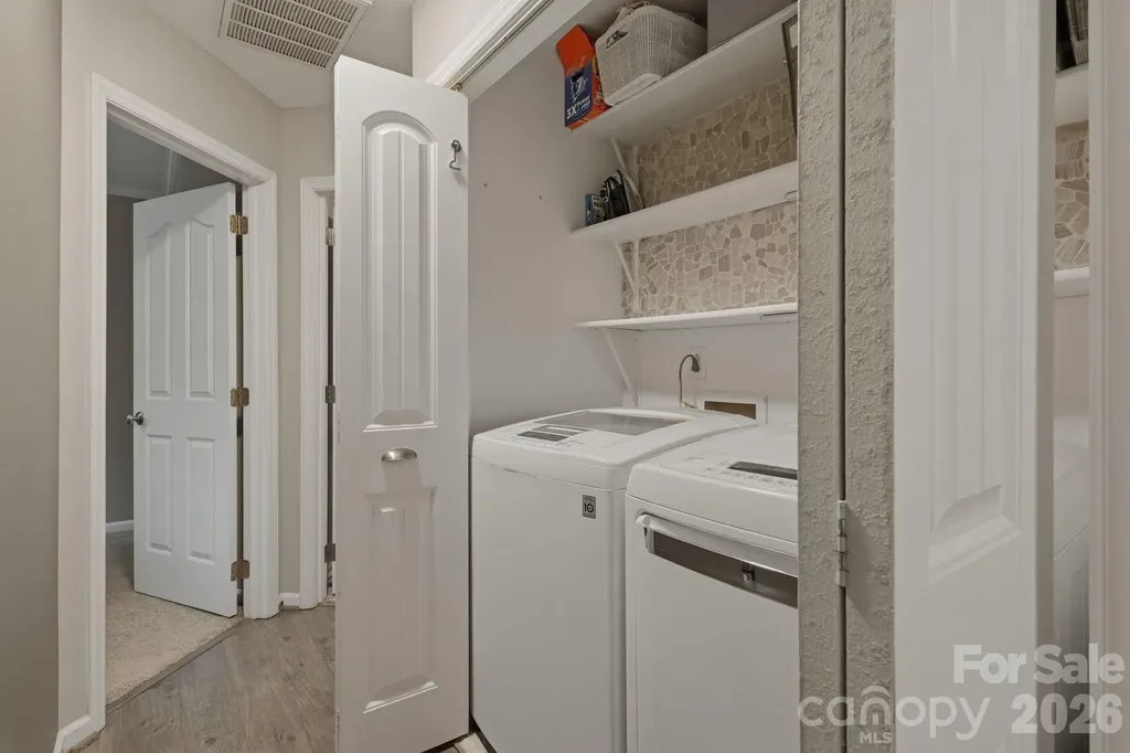 9732 Whitewood Trail Charlotte NC 28269
