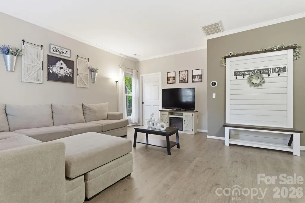 9732 Whitewood Trail Charlotte NC 28269
