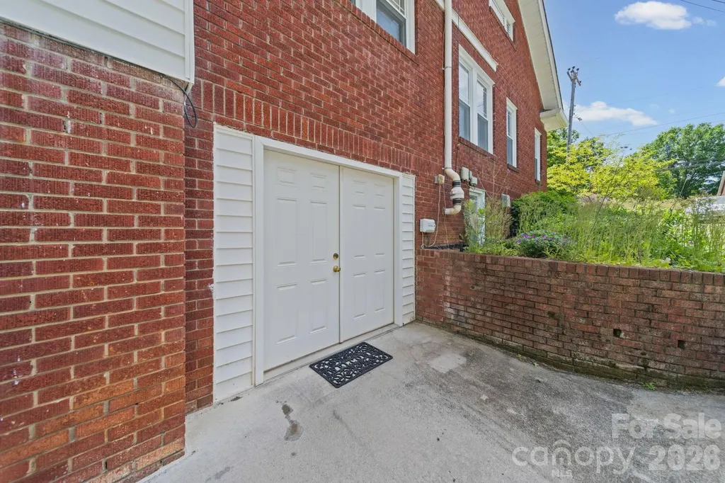 729 Montgomery Avenue Albemarle NC 28001