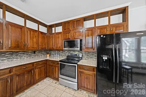 729 Montgomery Avenue Albemarle NC 28001