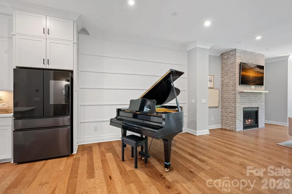 2543 Deacon Avenue Charlotte NC 28204