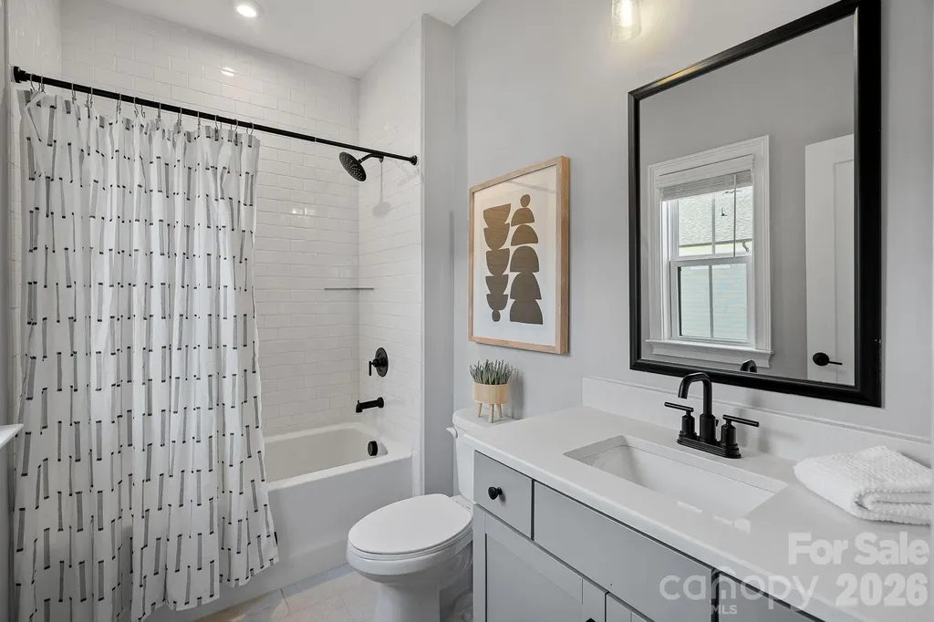 2543 Deacon Avenue Charlotte NC 28204