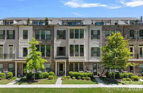 2543 Deacon Avenue Charlotte NC 28204