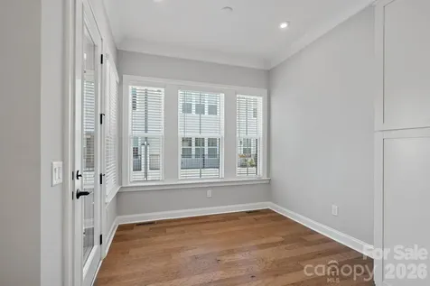 2543 Deacon Avenue Charlotte NC 28204