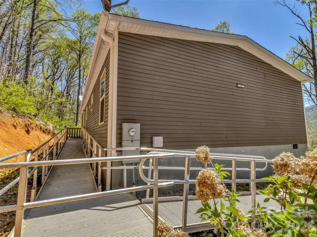 424 Arrington Acres Drive Waynesville NC 28786