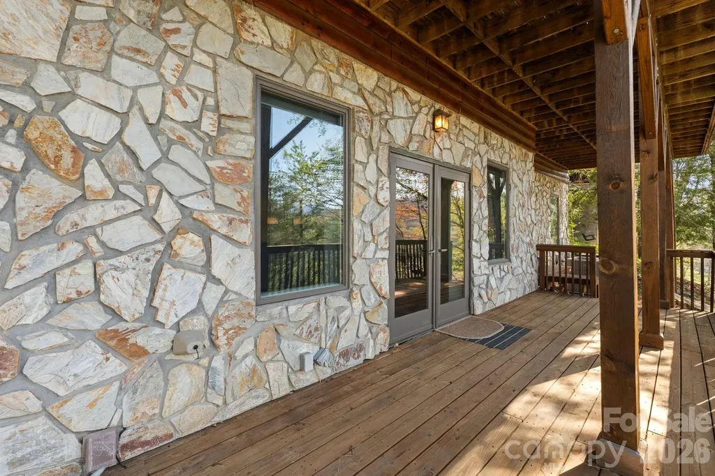 248 Hillcrest Lane Banner Elk NC 28604