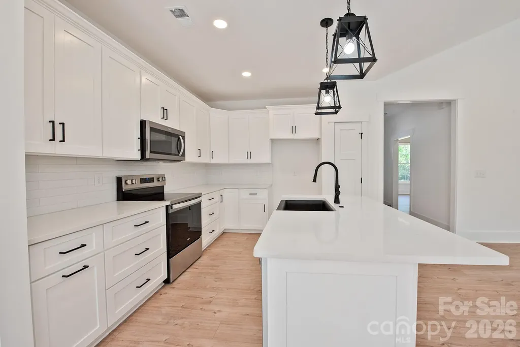 581 Goldmoor Drive NE Concord NC 28025
