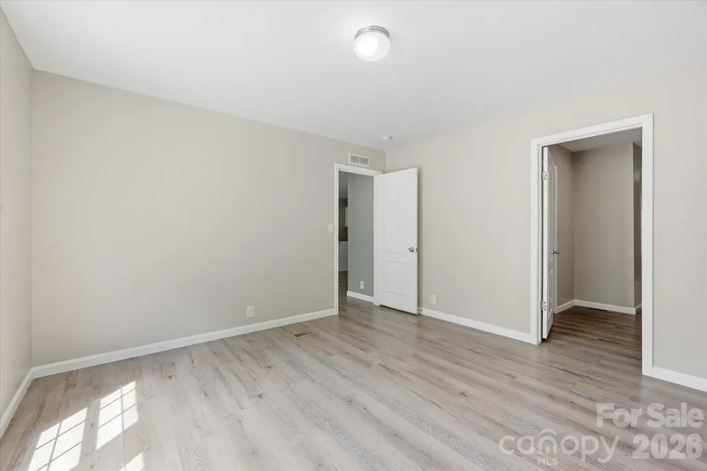 106 Central Avenue Swannanoa NC 28778
