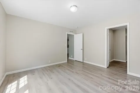106 Central Avenue Swannanoa NC 28778