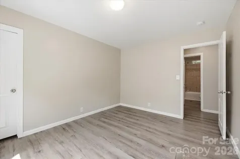 106 Central Avenue Swannanoa NC 28778