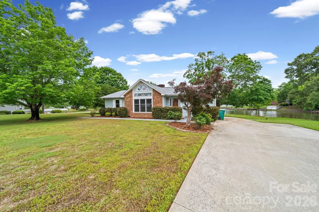 541 Harbor Road Norwood NC 28128